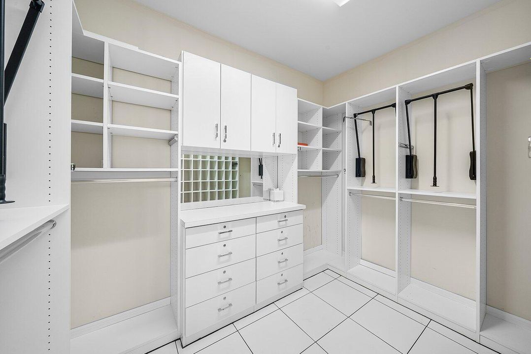 En Venta: $7,350,000 (5 camas, 7 baños, 6369 Pies cuadrados)