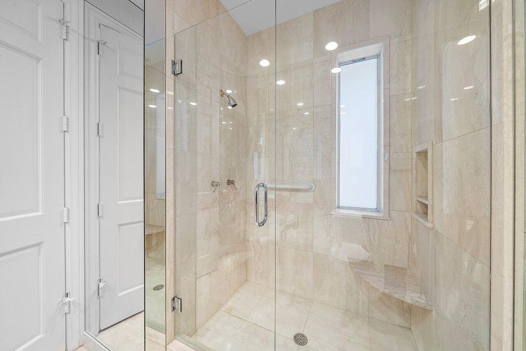 En Venta: $7,350,000 (5 camas, 7 baños, 6369 Pies cuadrados)