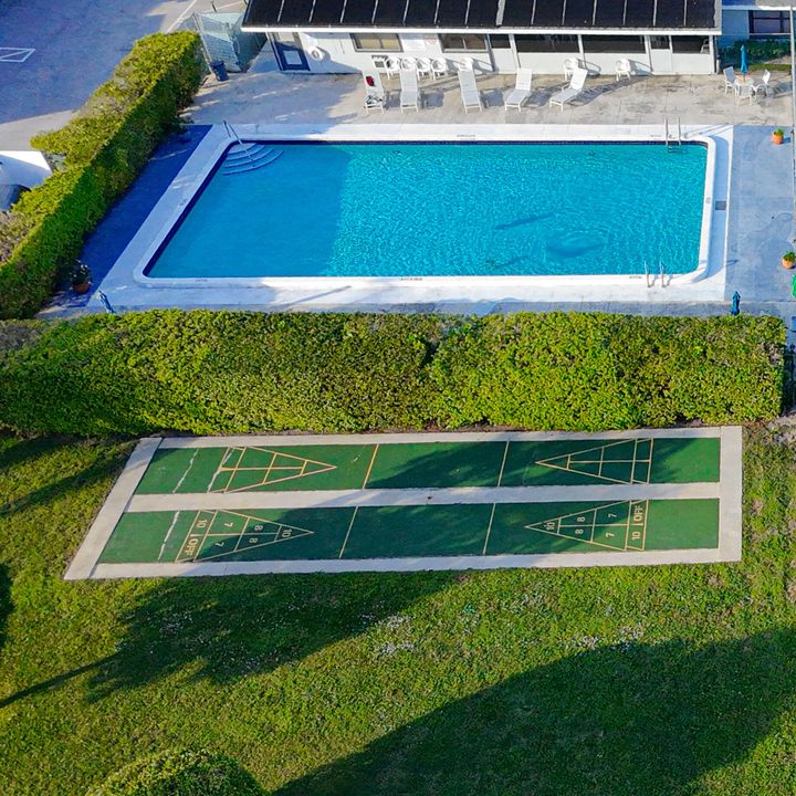 For Sale: $315,000 (3 beds, 2 baths, 1388 Square Feet)