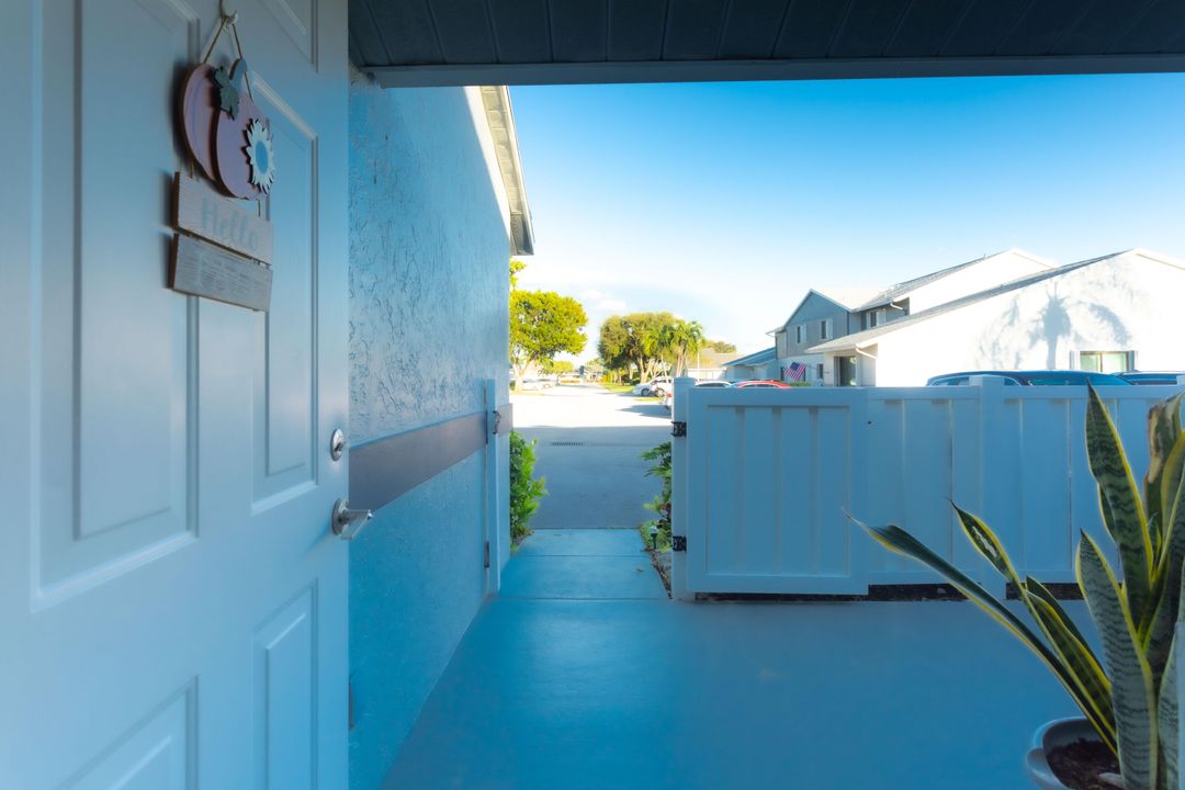 For Sale: $315,000 (3 beds, 2 baths, 1388 Square Feet)