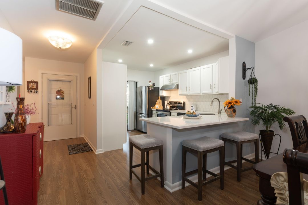 For Sale: $315,000 (3 beds, 2 baths, 1388 Square Feet)