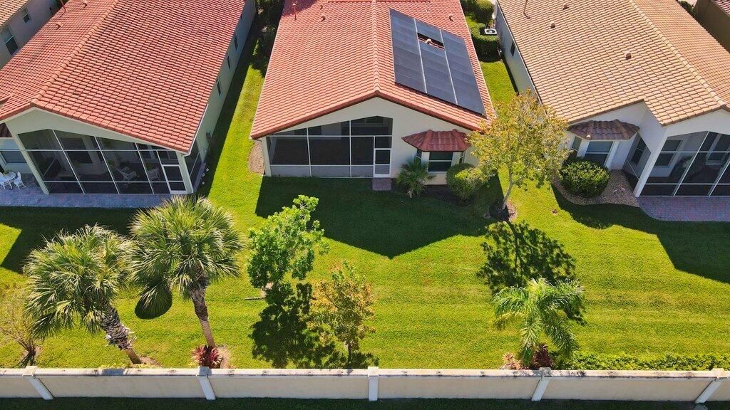 待售: $335,000 (2 贝兹, 2 浴室, 1738 平方英尺)