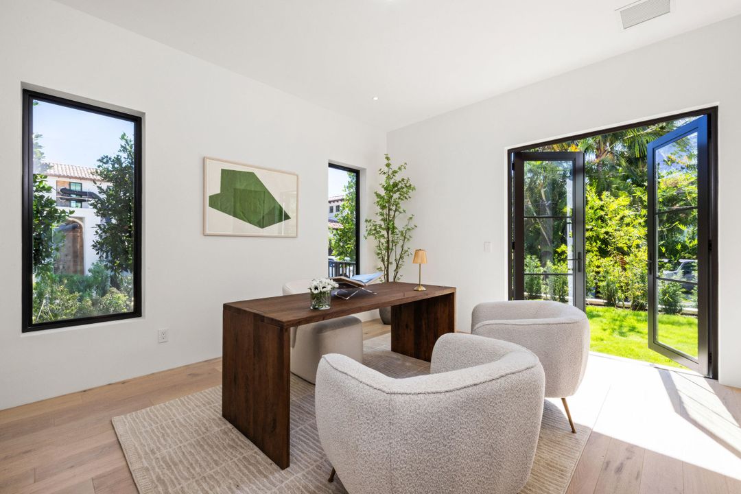 For Sale: $6,890,000 (5 beds, 5 baths, 5260 Square Feet)