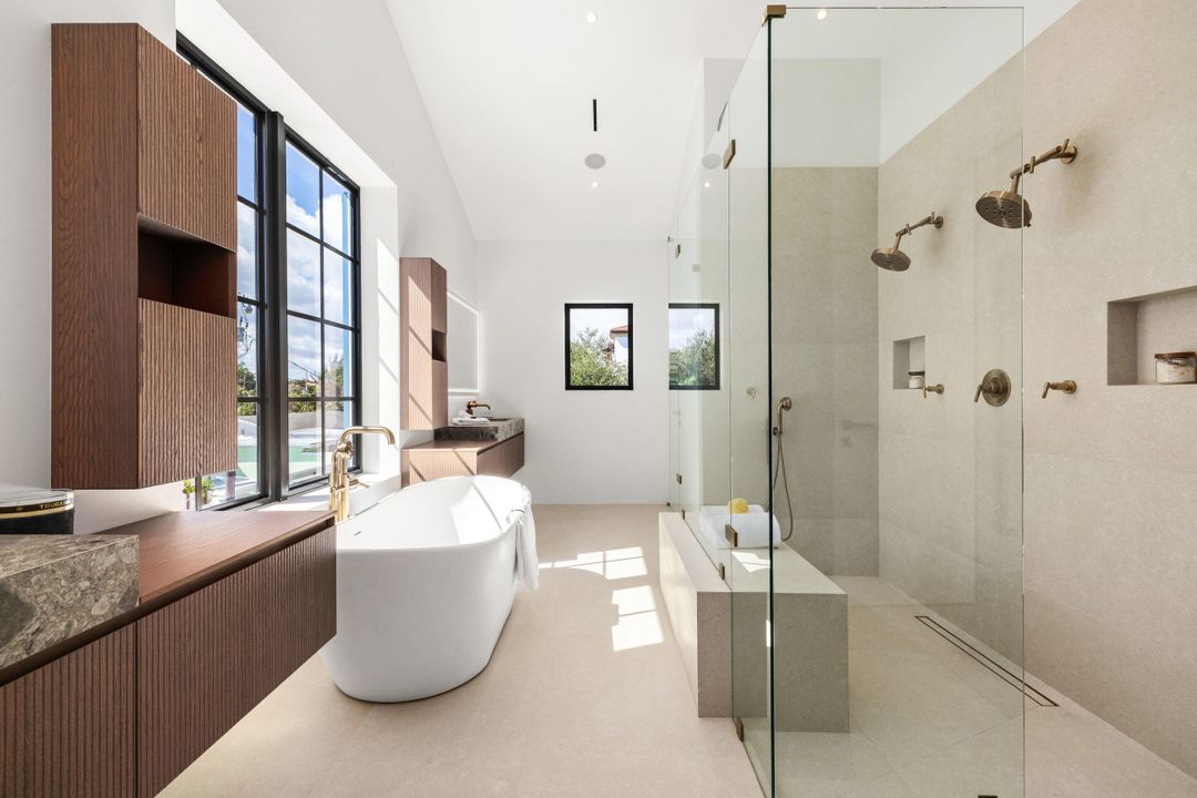 For Sale: $6,890,000 (5 beds, 5 baths, 5260 Square Feet)