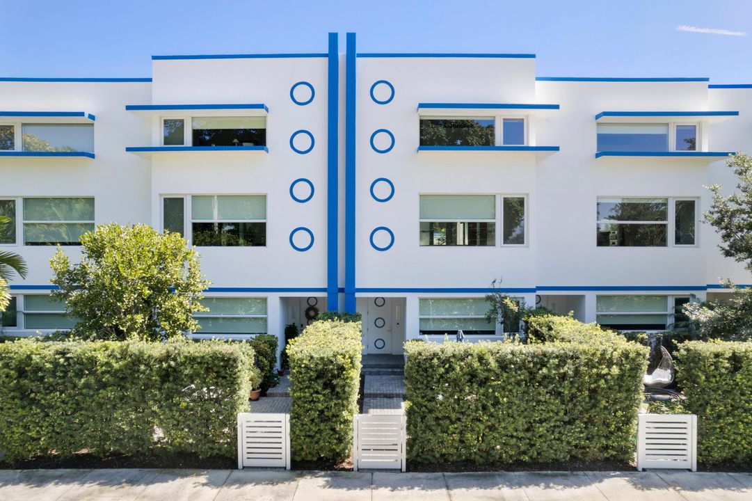 For Sale: $1,290,000 (3 beds, 3 baths, 2233 Square Feet)