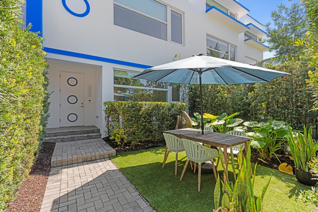 For Sale: $1,290,000 (3 beds, 3 baths, 2233 Square Feet)