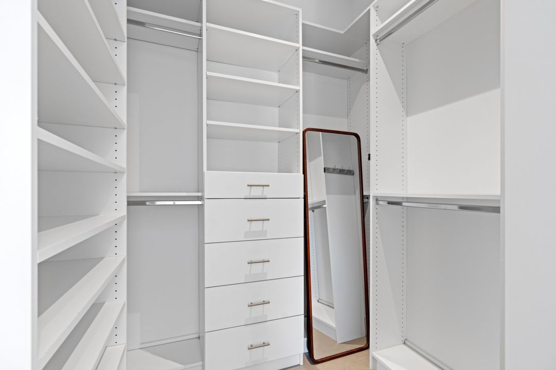 For Sale: $1,290,000 (3 beds, 3 baths, 2233 Square Feet)