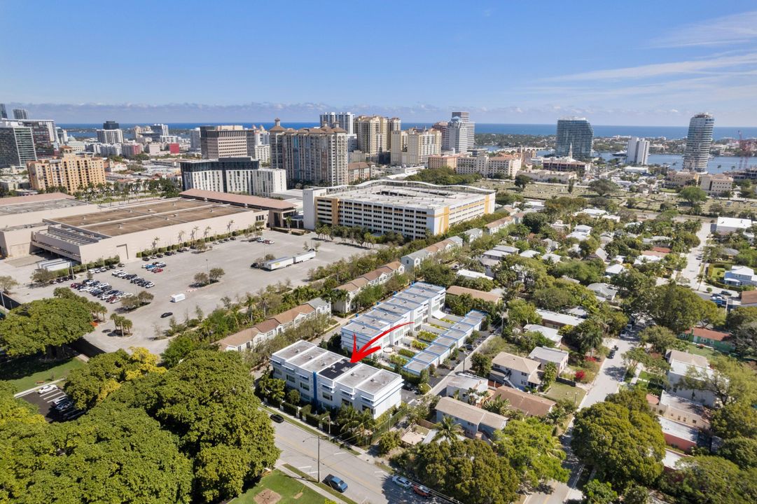 For Sale: $1,290,000 (3 beds, 3 baths, 2233 Square Feet)