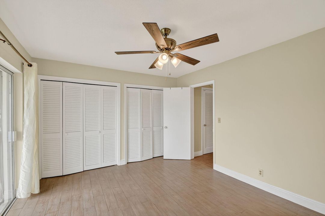 Active With Contract: $120,000 (1 beds, 1 baths, 570 Square Feet)