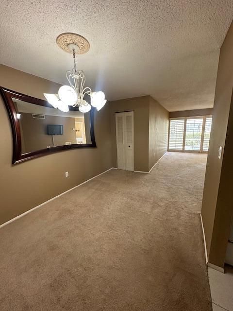 Activo con contrato: $1,950 (2 camas, 2 baños, 1173 Pies cuadrados)