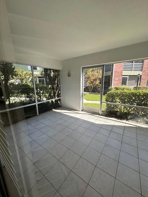 Activo con contrato: $1,950 (2 camas, 2 baños, 1173 Pies cuadrados)