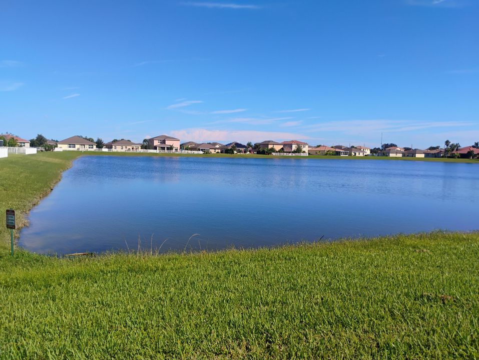 For Sale: $420,000 (4 beds, 3 baths, 2271 Square Feet)