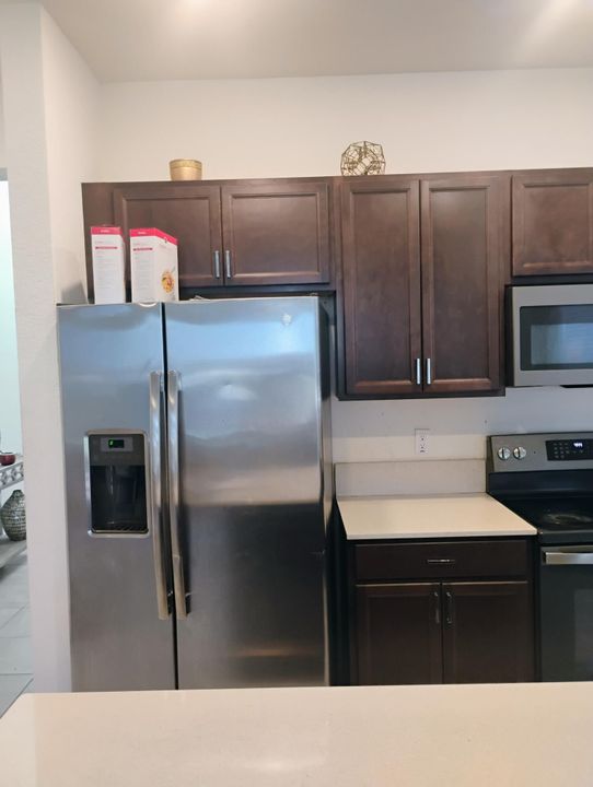 For Sale: $420,000 (4 beds, 3 baths, 2271 Square Feet)