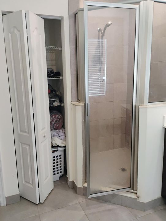 For Sale: $420,000 (4 beds, 3 baths, 2271 Square Feet)