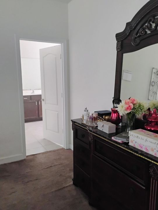 For Sale: $420,000 (4 beds, 3 baths, 2271 Square Feet)