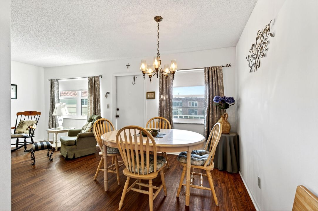 На продажу: $100,000 (1 спален, 1 ванн, 750 Квадратных фут)