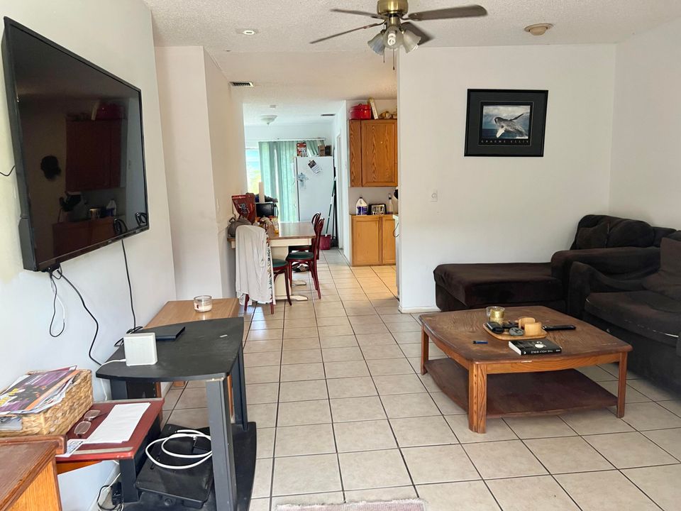 Activo con contrato: $999,900 (0 camas, 0 baños, 4292 Pies cuadrados)