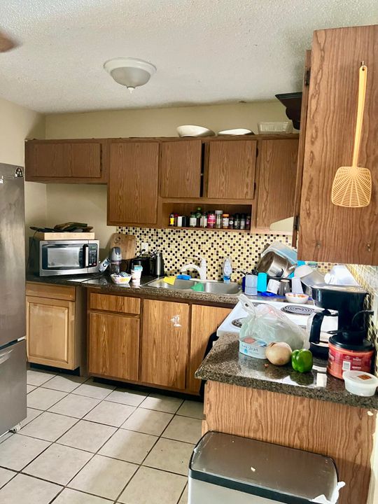 Activo con contrato: $999,900 (0 camas, 0 baños, 4292 Pies cuadrados)