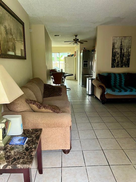 Activo con contrato: $999,900 (0 camas, 0 baños, 4292 Pies cuadrados)