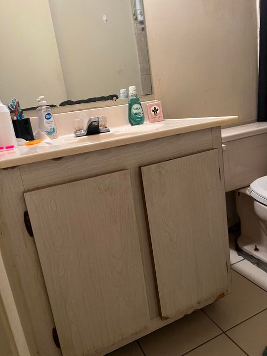 Activo con contrato: $999,900 (0 camas, 0 baños, 4292 Pies cuadrados)