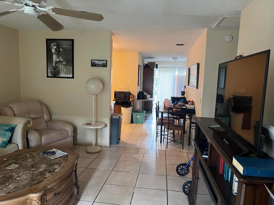 Activo con contrato: $999,900 (0 camas, 0 baños, 4292 Pies cuadrados)