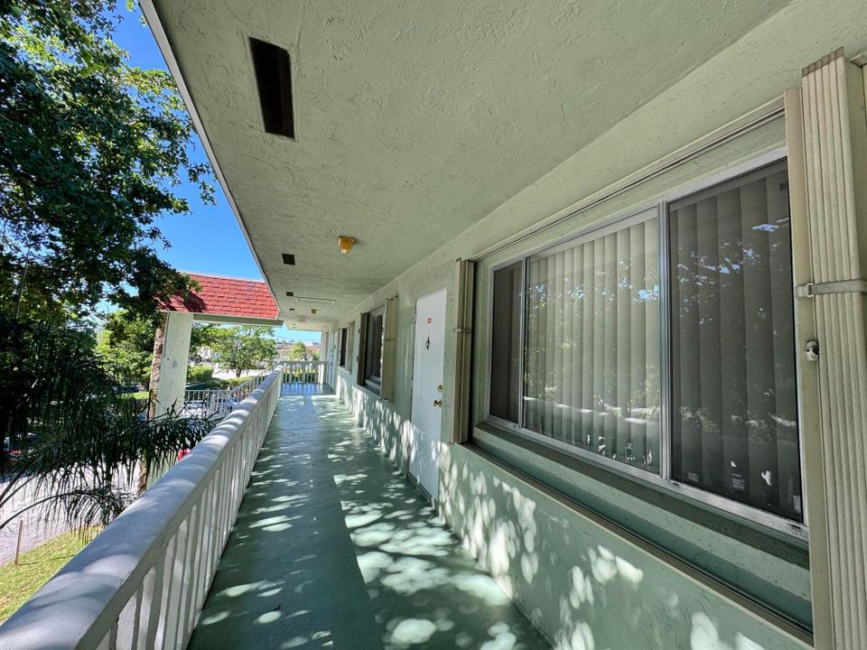 For Sale: $85,000 (2 beds, 1 baths, 850 Square Feet)