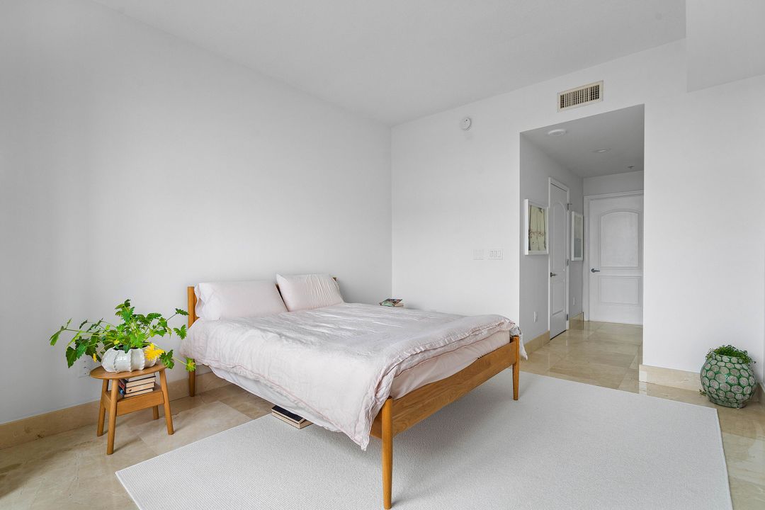 En Renta: $5,700 (2 camas, 2 baños, 1277 Pies cuadrados)