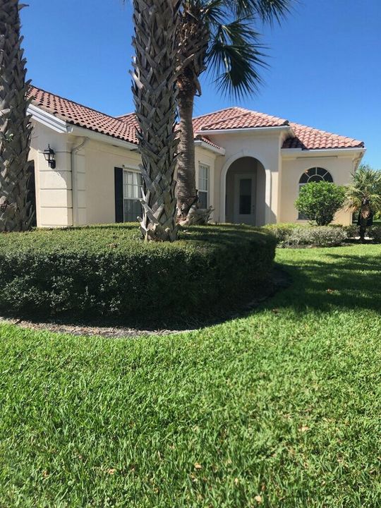 En Renta: $3,275 (3 camas, 2 baños, 1988 Pies cuadrados)