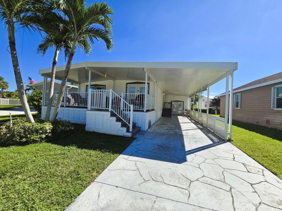 Recently Sold: $97,400 (2 beds, 2 baths, 1300 Square Feet)