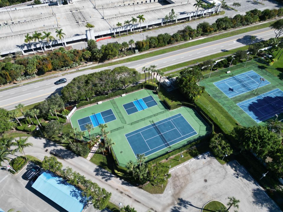 На продажу: $1,399,900 (3 спален, 2 ванн, 1859 Квадратных фут)