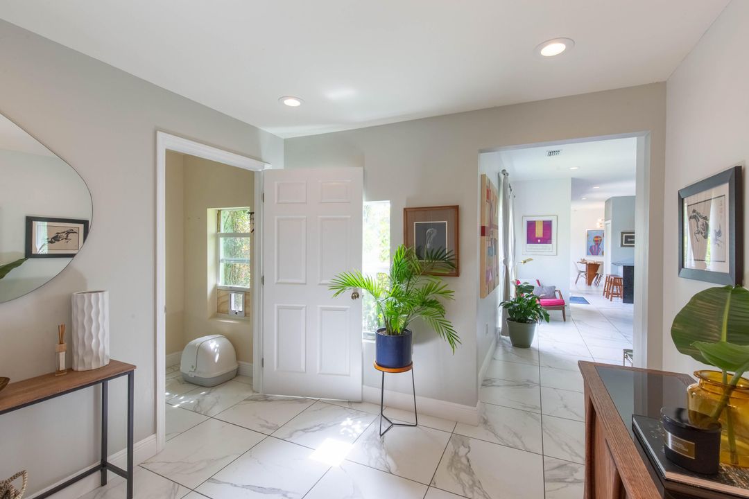 For Rent: $3,460 (3 beds, 2 baths, 1717 Square Feet)