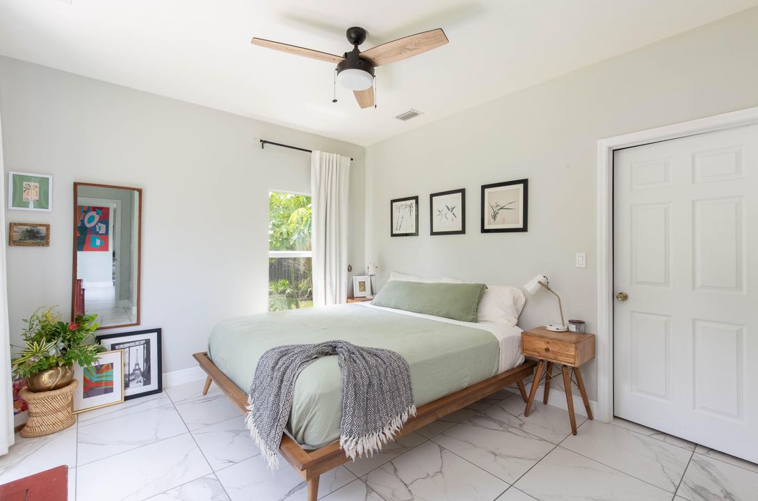 For Rent: $3,460 (3 beds, 2 baths, 1717 Square Feet)