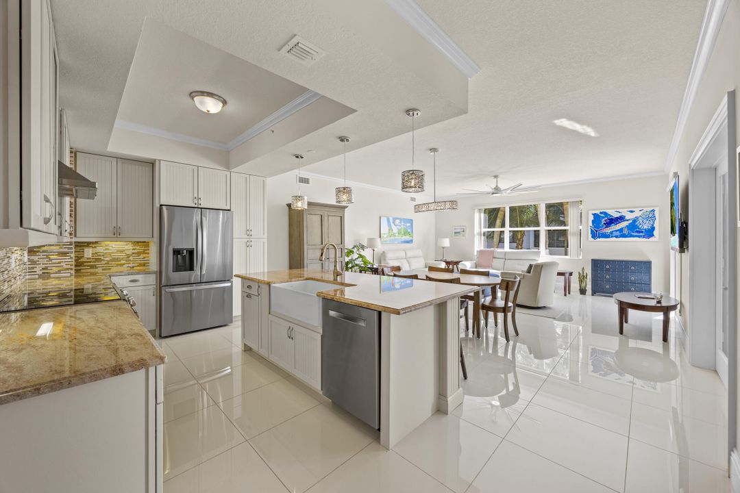 На продажу: $1,399,900 (3 спален, 2 ванн, 1859 Квадратных фут)