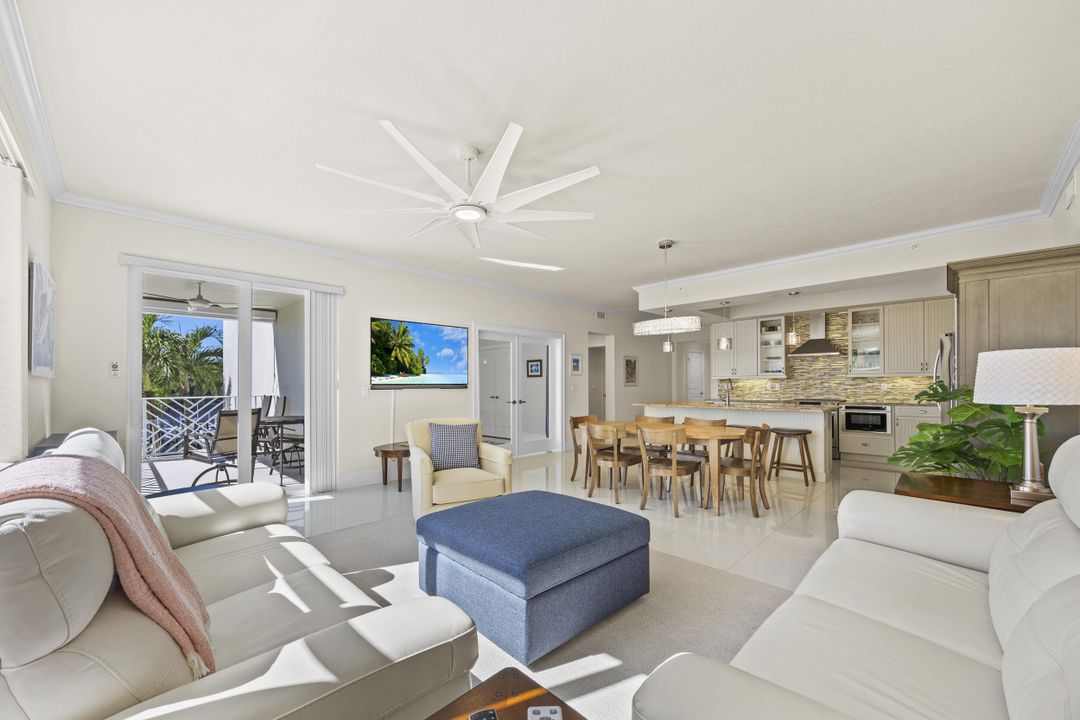 На продажу: $1,399,900 (3 спален, 2 ванн, 1859 Квадратных фут)