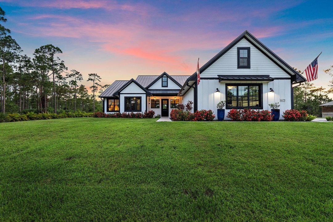 Недавно продано: $1,299,000 (3 спален, 2 ванн, 2455 Квадратных фут)