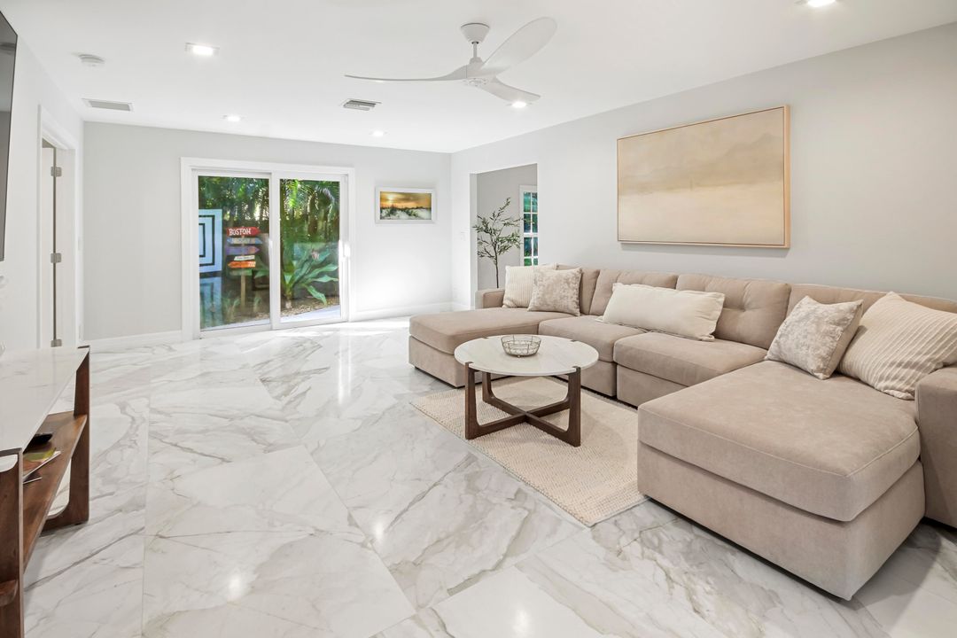 На продажу: $3,795,000 (3 спален, 4 ванн, 2602 Квадратных фут)