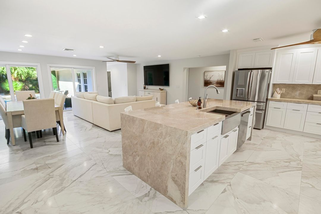 На продажу: $3,795,000 (3 спален, 4 ванн, 2602 Квадратных фут)