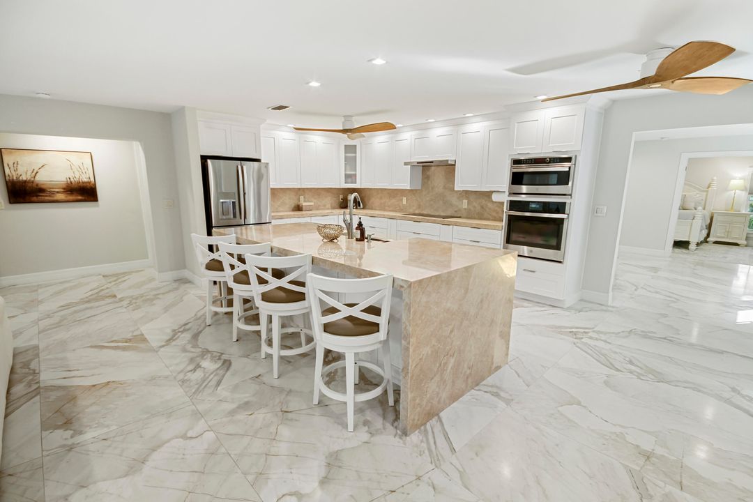 На продажу: $3,795,000 (3 спален, 4 ванн, 2602 Квадратных фут)