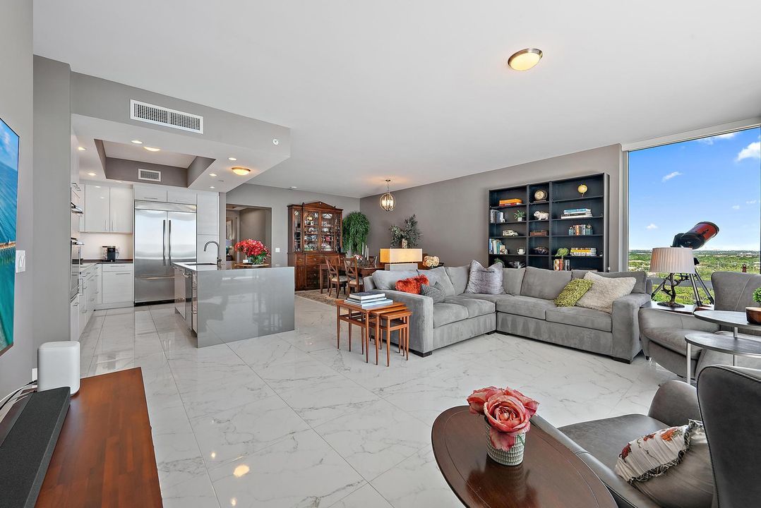 待售: $2,695,000 (3 贝兹, 4 浴室, 2445 平方英尺)