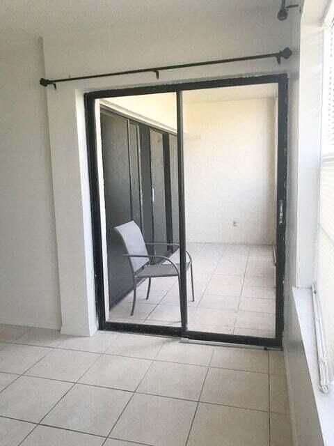 For Sale: $109,000 (2 beds, 2 baths, 1092 Square Feet)