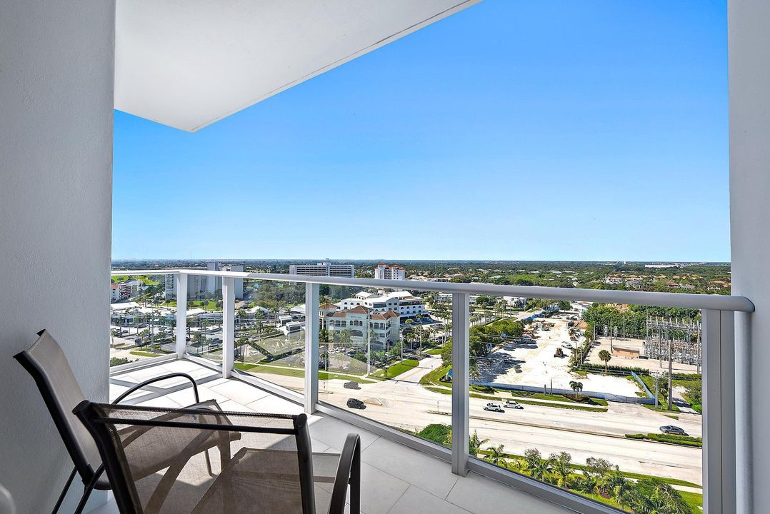 待售: $2,695,000 (3 贝兹, 4 浴室, 2445 平方英尺)