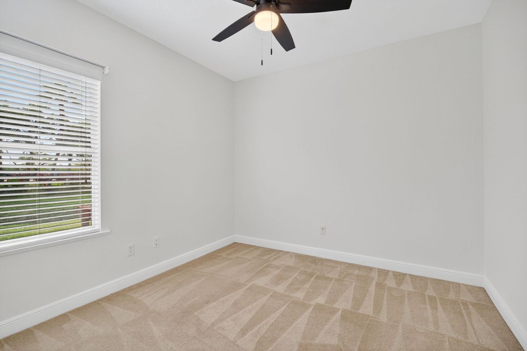 Activo con contrato: $375,000 (3 camas, 2 baños, 2034 Pies cuadrados)