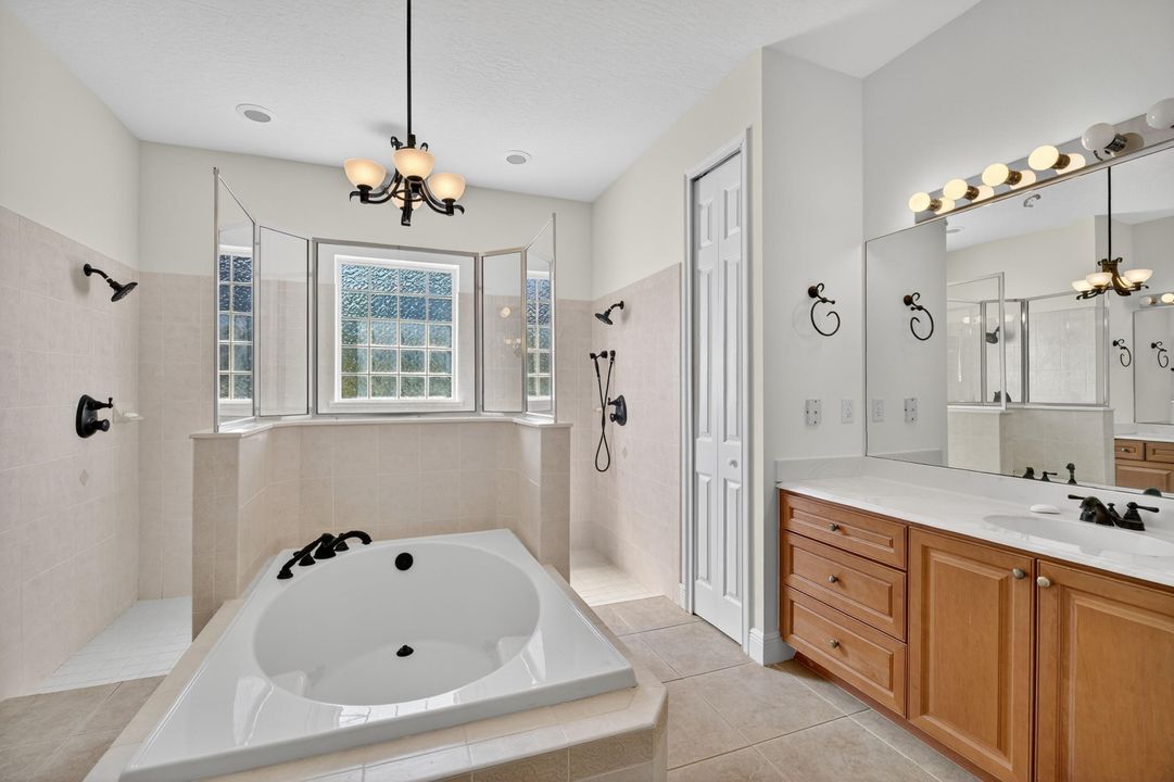 Activo con contrato: $375,000 (3 camas, 2 baños, 2034 Pies cuadrados)