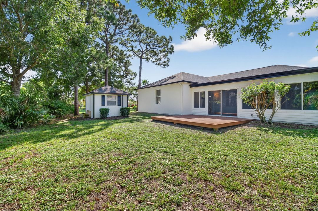 Activo con contrato: $375,000 (3 camas, 2 baños, 2034 Pies cuadrados)