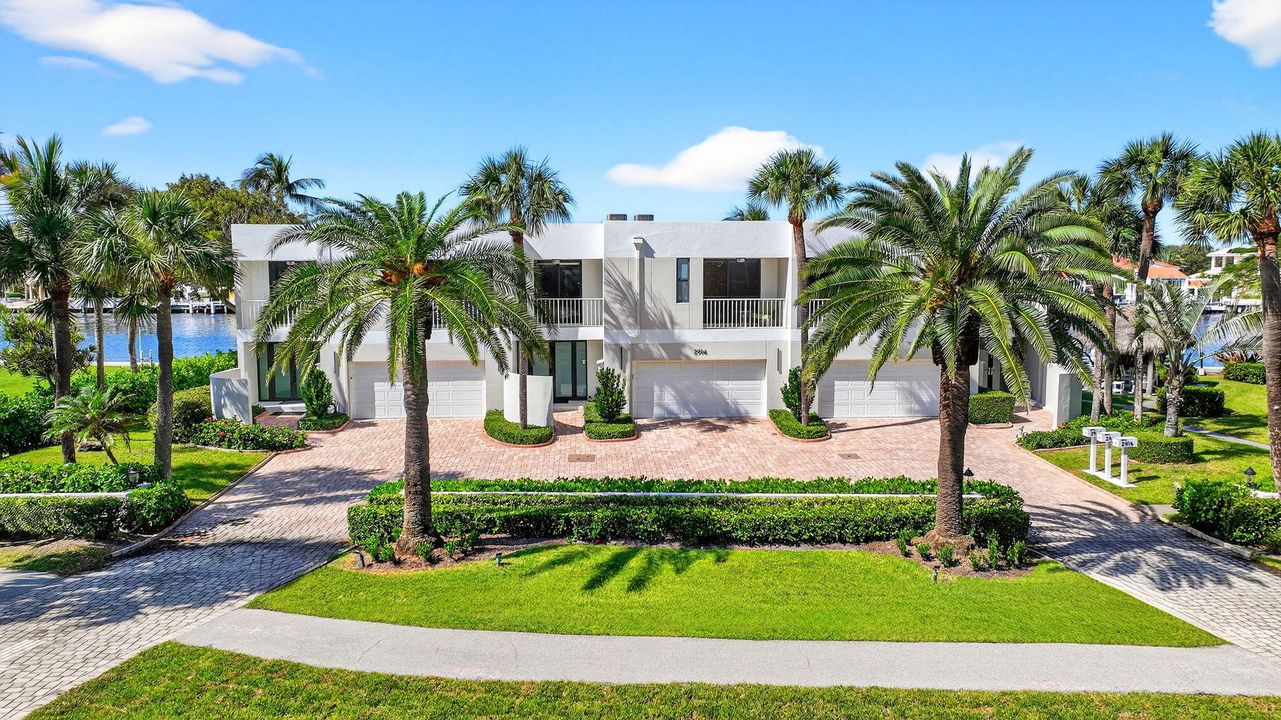 На продажу: $2,295,000 (3 спален, 3 ванн, 2461 Квадратных фут)