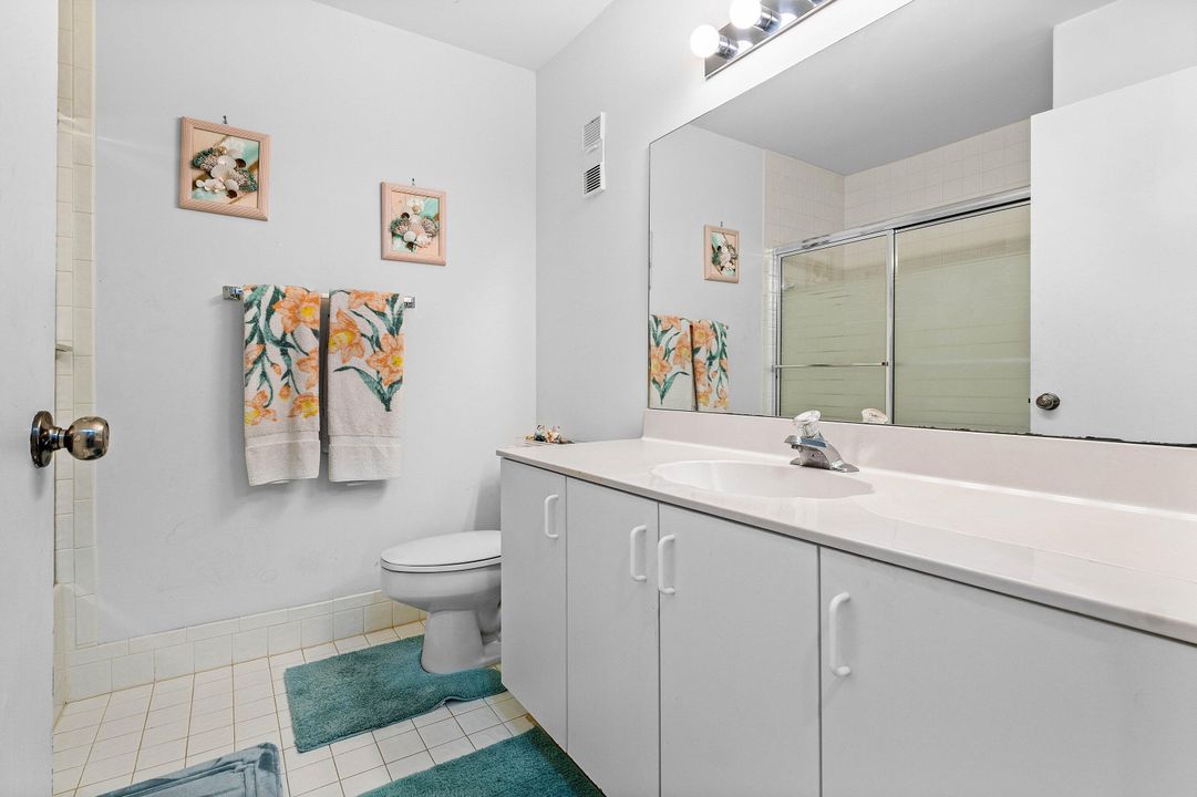 For Sale: $314,000 (2 beds, 2 baths, 1382 Square Feet)