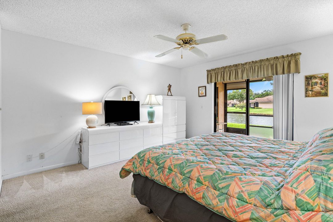 For Sale: $314,000 (2 beds, 2 baths, 1382 Square Feet)