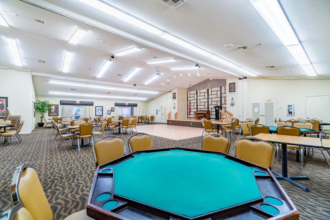 For Sale: $314,000 (2 beds, 2 baths, 1382 Square Feet)