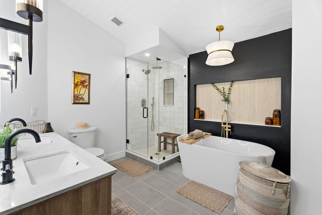 For Sale: $777,000 (3 beds, 2 baths, 1742 Square Feet)