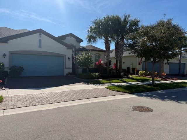 Recently Sold: $389,000 (3 beds, 2 baths, 1862 Square Feet)